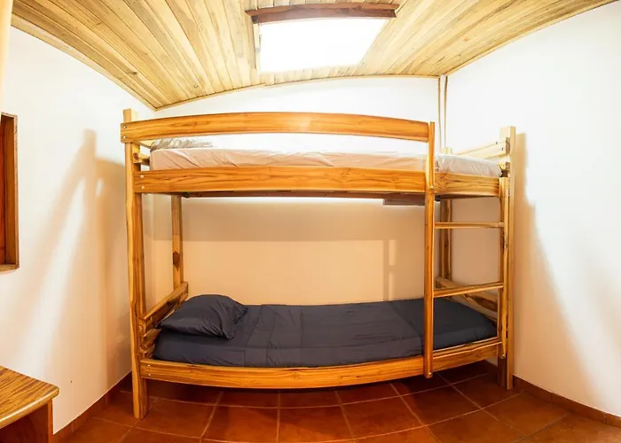 Lodge Pochote *